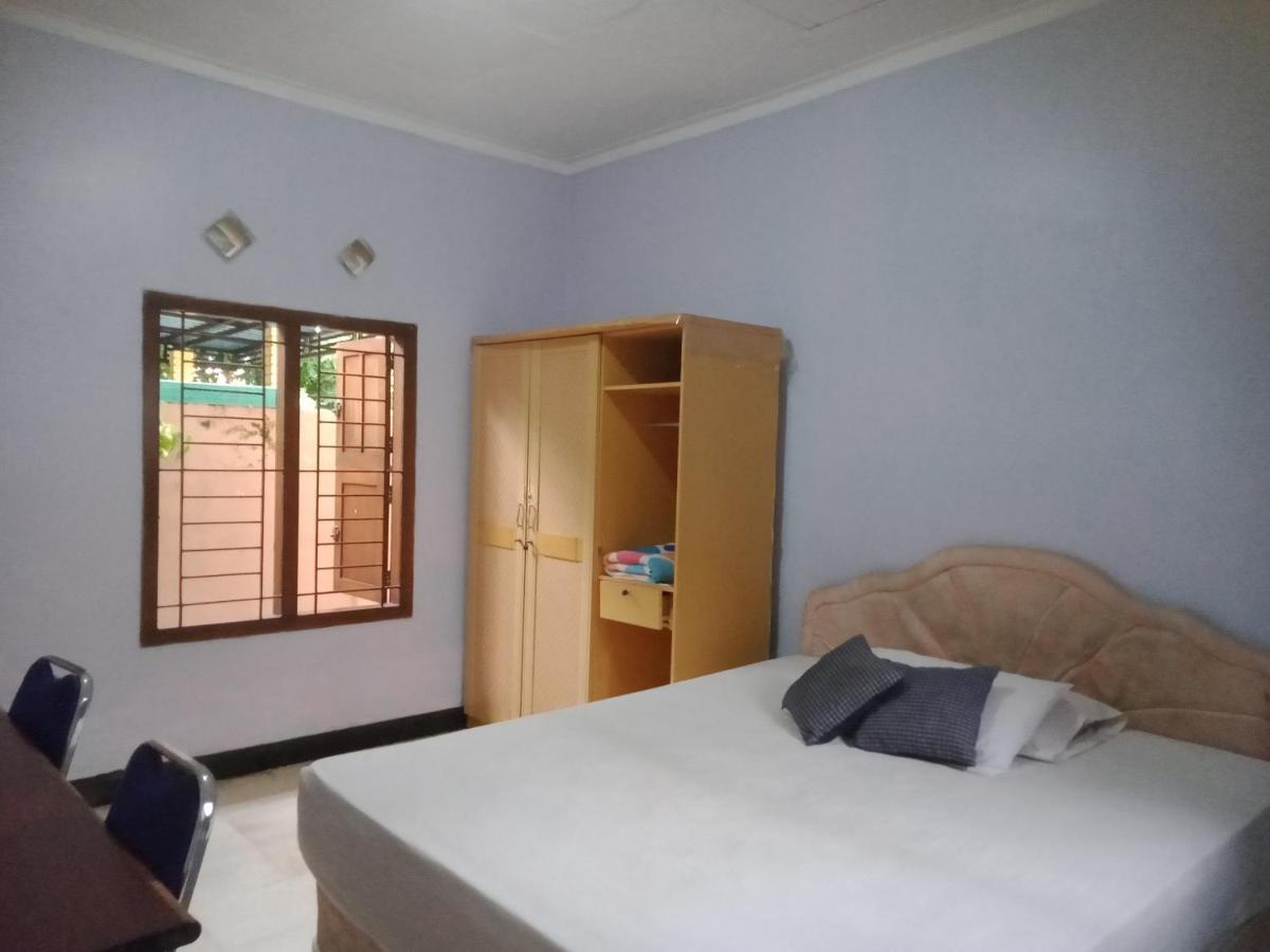 Thalia Homestay & Ijen Bromo Tour Banyuwangi  Exterior foto