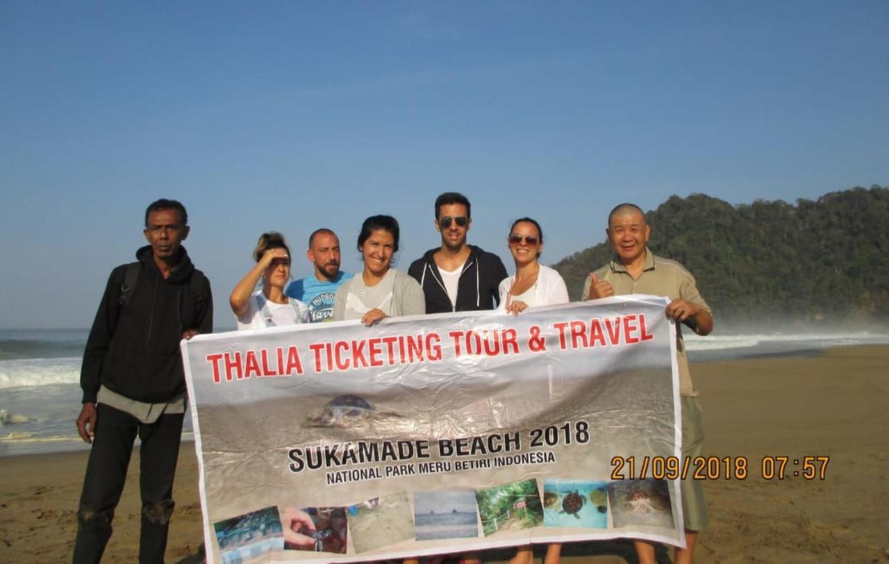 Thalia Homestay & Ijen Bromo Tour Banyuwangi  Exterior foto
