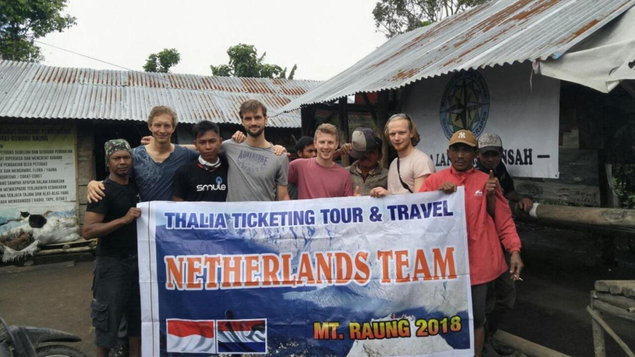 Thalia Homestay & Ijen Bromo Tour Banyuwangi  Exterior foto